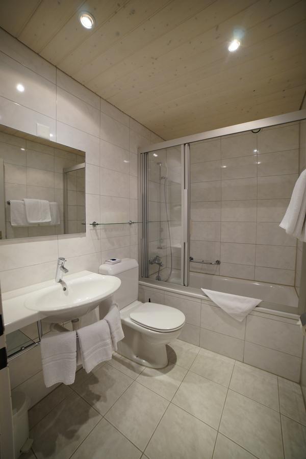 Doppelzimmer mit Balkon